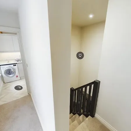 Luxury 2-Bedroom Penthouse With Stunning Views And Parking - Leeds City Centre Exterior photo
