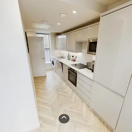 Luxury 2-Bedroom Penthouse With Stunning Views And Parking - Leeds City Centre Exterior photo