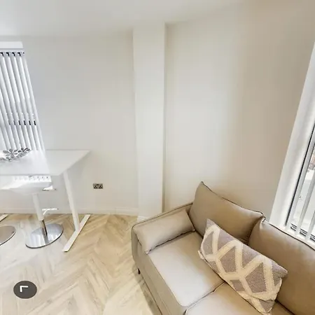 Luxury 2-Bedroom Penthouse With Stunning Views And Parking - Leeds City Centre Exterior photo