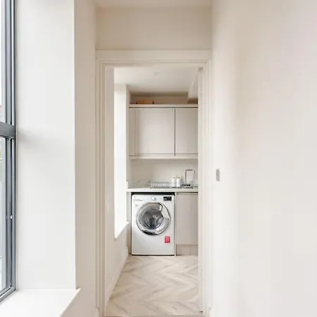 Luxury 2-Bedroom Penthouse With Stunning Views And Parking - Leeds City Centre Exterior photo