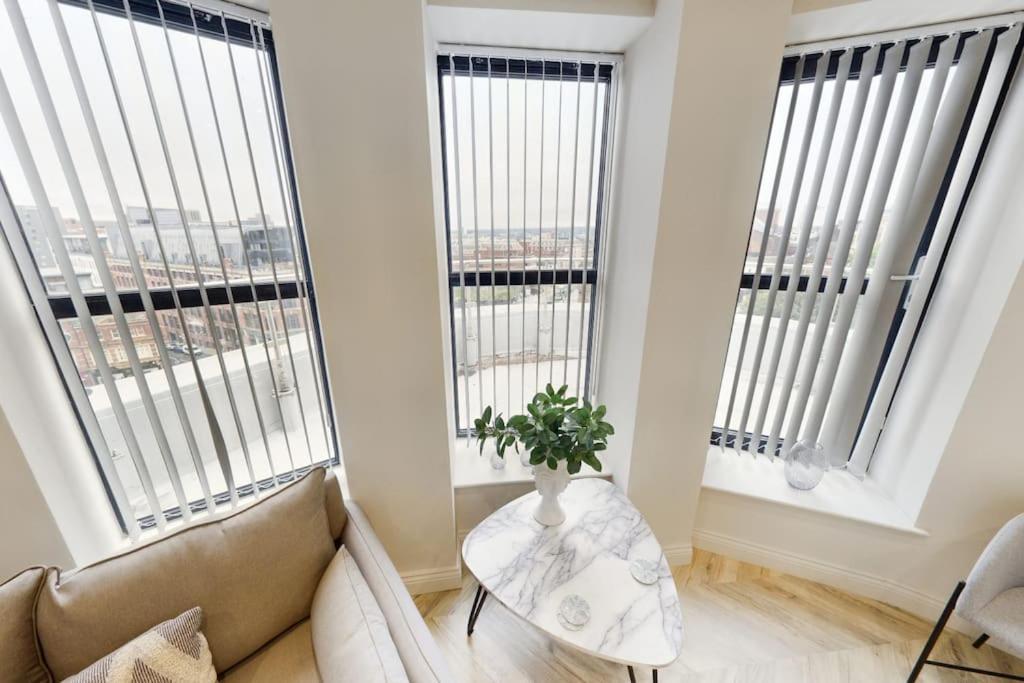 Apartment Luxury 2-bedroom Penthouse With Stunning Views And Parking - Leeds Centre Leeds (West Yorkshire)