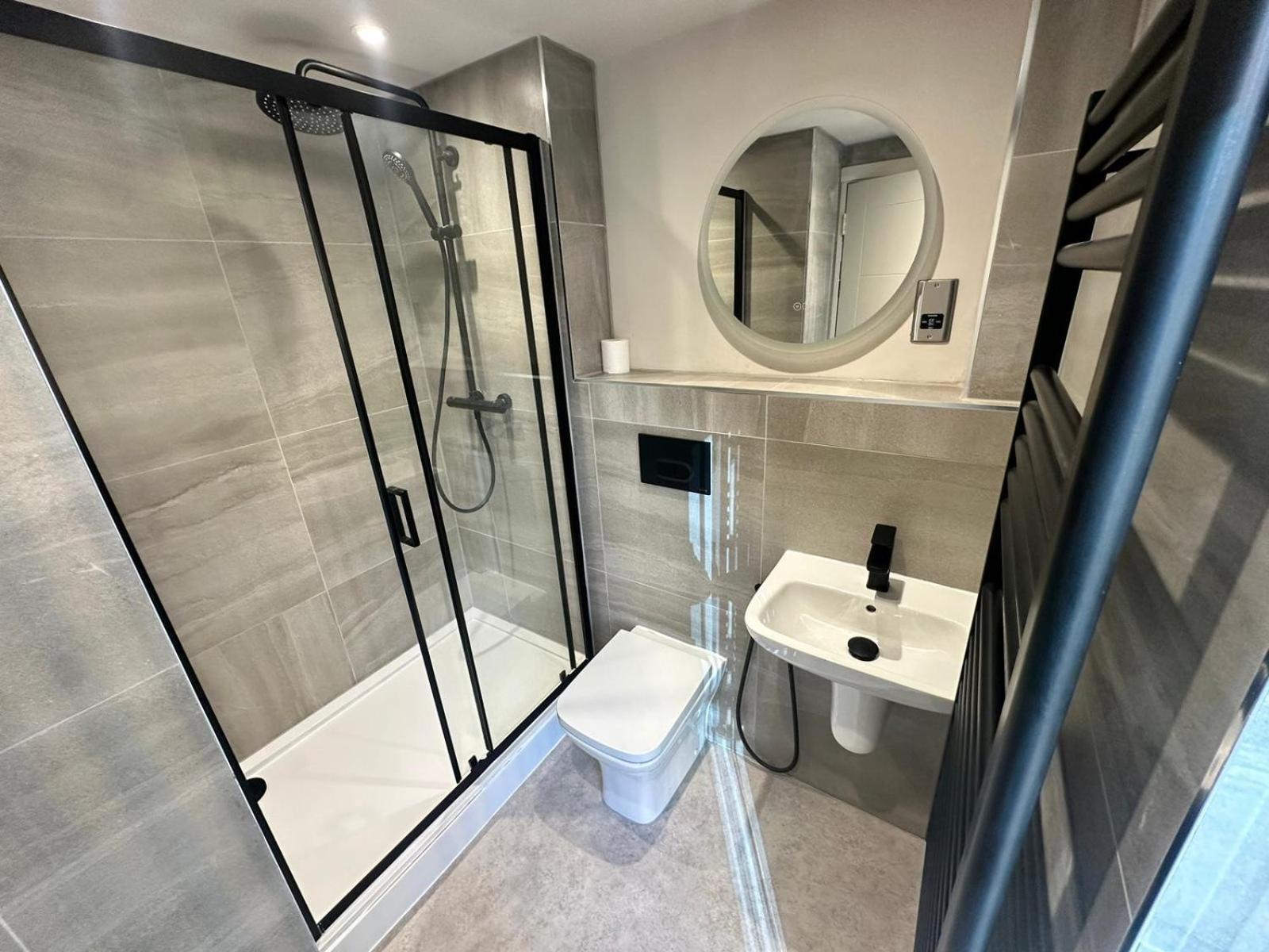 Luxury 2-bedroom Penthouse With Stunning Views And Parking - Leeds Centre Leeds (West Yorkshire)